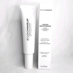 🏷 NIB STUDIO MAKEUP TINTED MOISTURIZER IN OAT